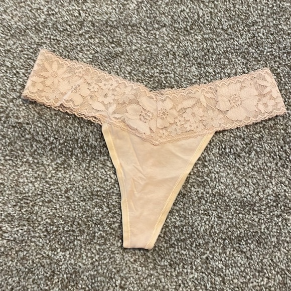 NWT Victoria Secret Bundle - Picture 4 of 5